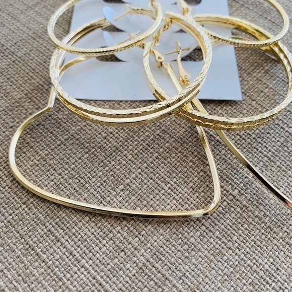 Earring golden deco Design Hoop Earrings Trendy Gold Deco 3 Earrings set - Picture 2 of 5